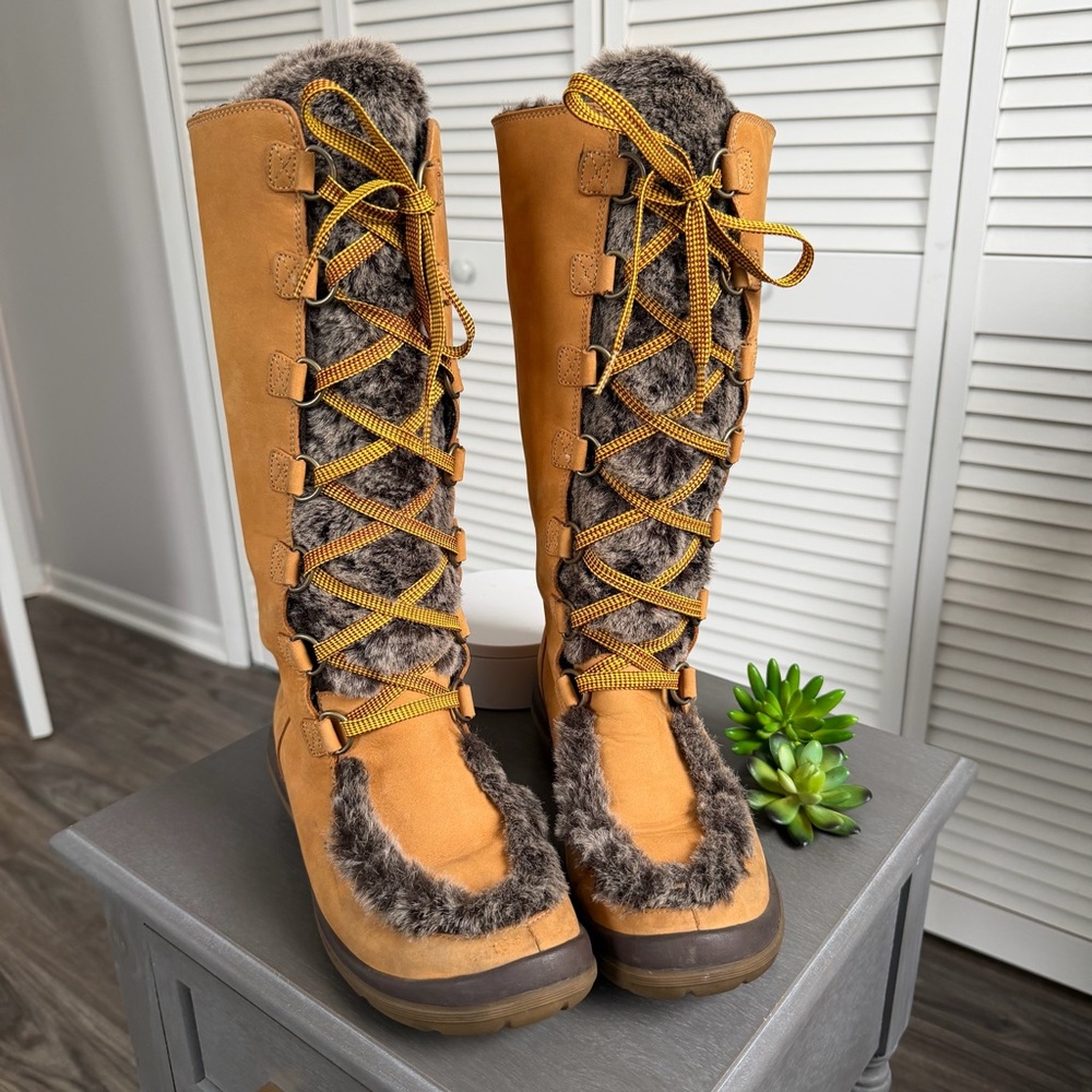 Y2K Timberland Fur Lined Mid Calf Winter Boots